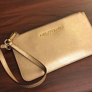 Michael Kors wristlet